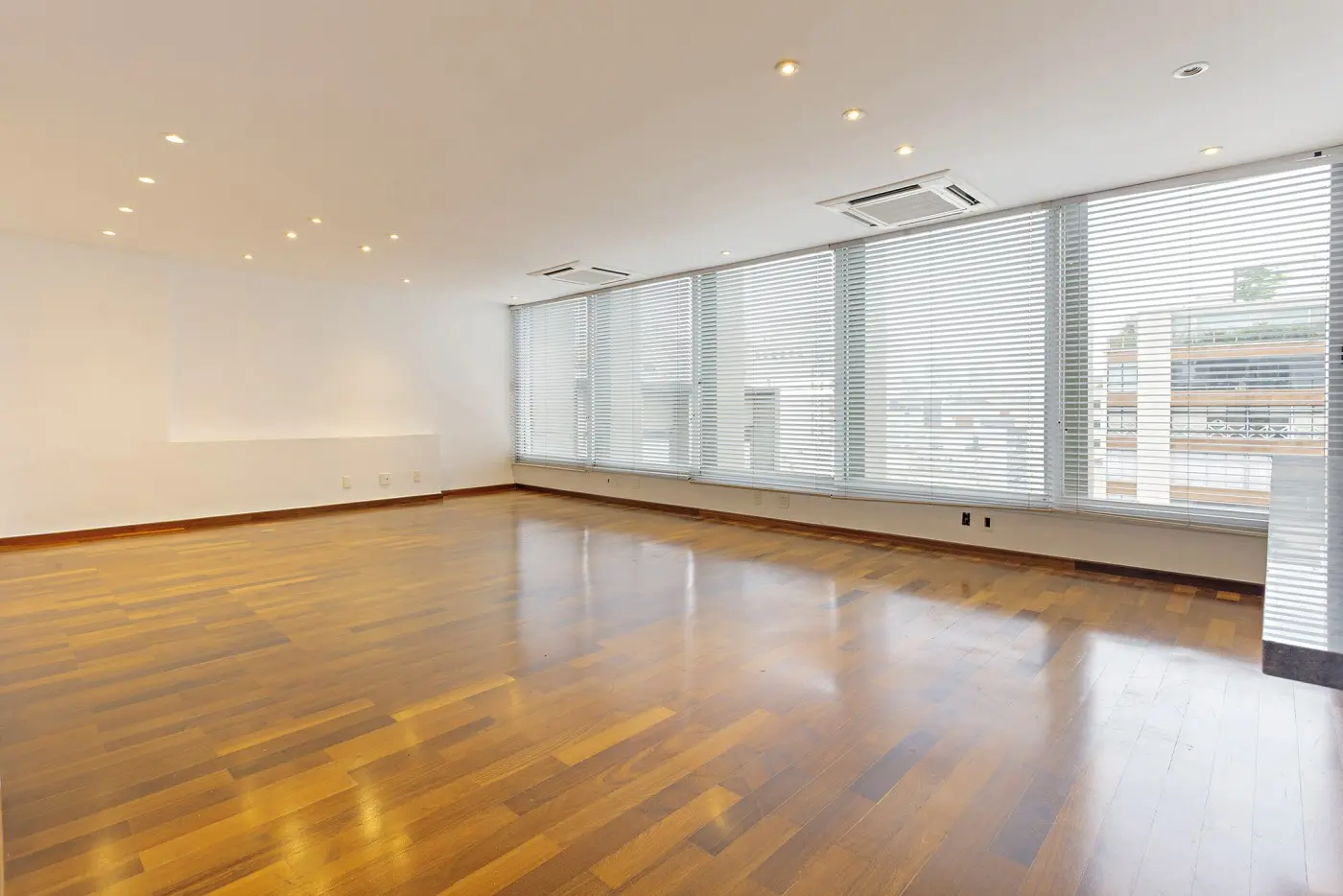 Apartamento de luxo no Jardim Paulista, 230m², 3 dormitórios